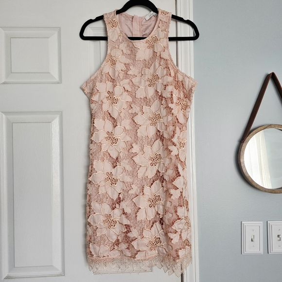 Lovers & Friends Peach Floral Lace Mini Dress L - Picture 2 of 9